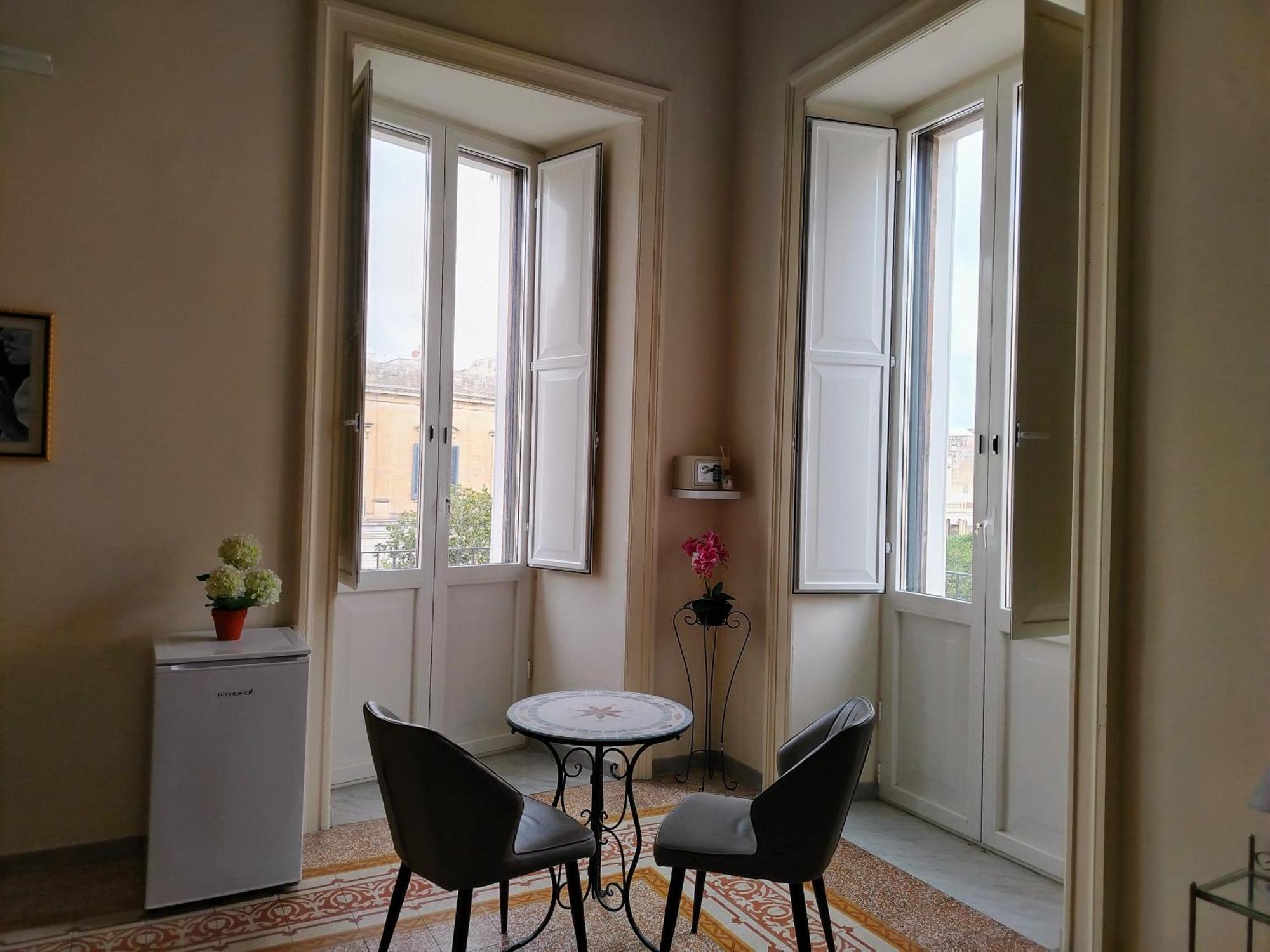 Bed and Breakfast Palazzo Castellano Лечче Экстерьер фото